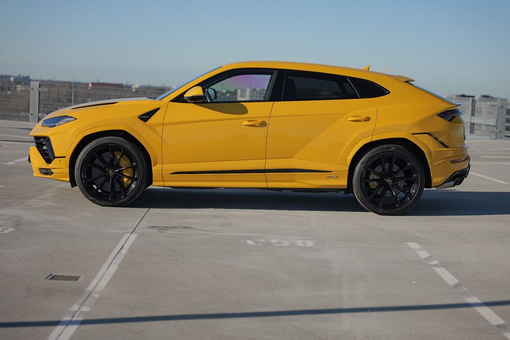 Lamborghini Urus 2023