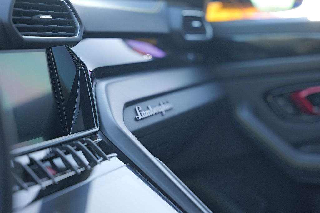 Lamborghini Urus 2023