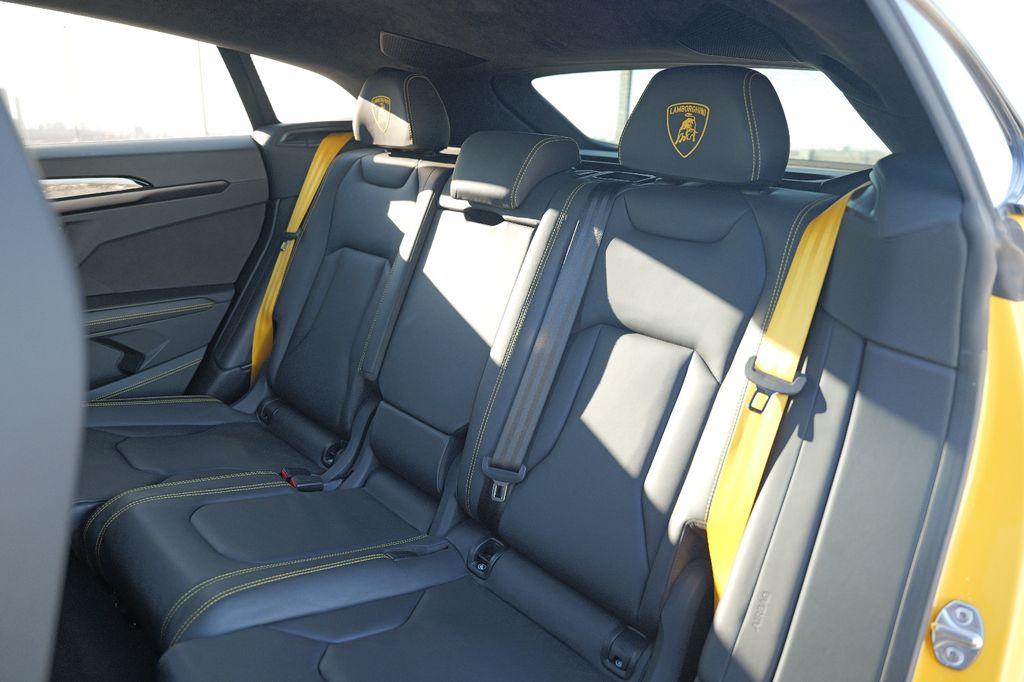 Lamborghini Urus 2023