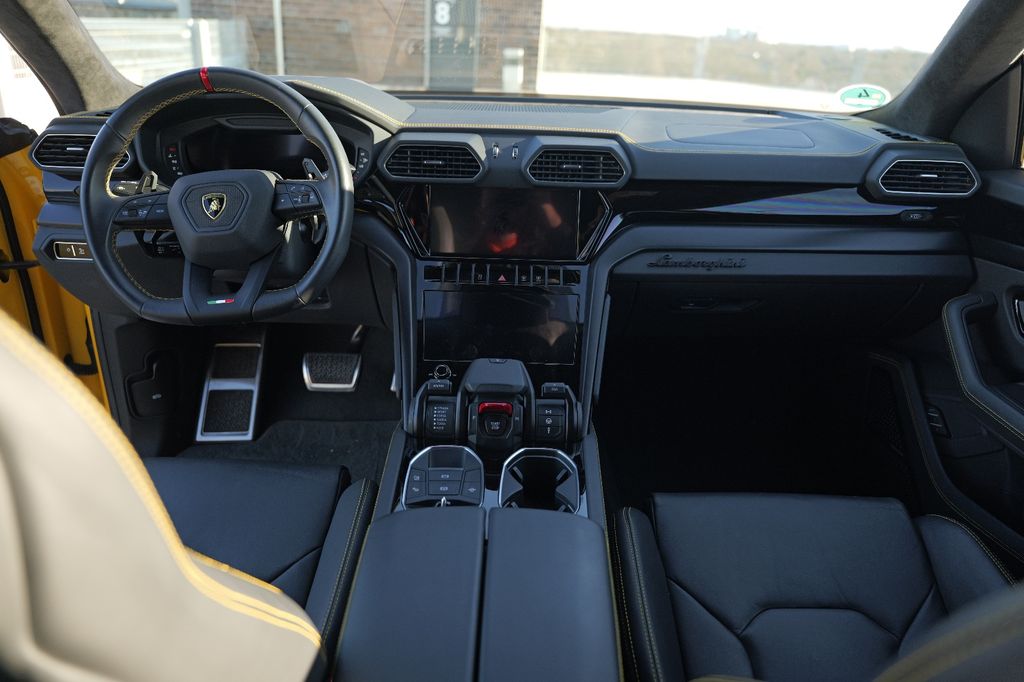 Lamborghini Urus 2023