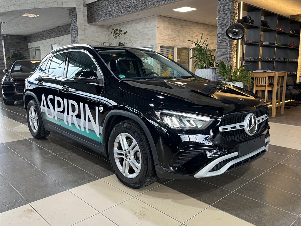 Mercedes-Benz GLA 180 2024