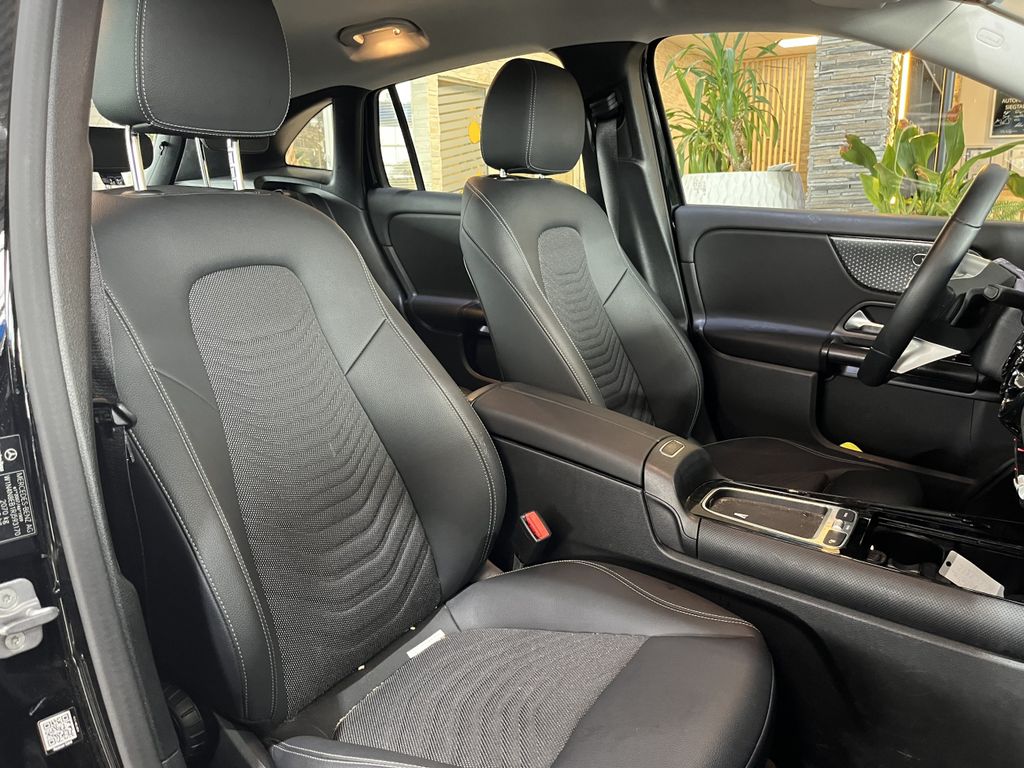 Mercedes-Benz GLA 180 2024