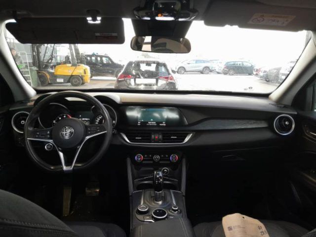 Alfa Romeo Stelvio 2019