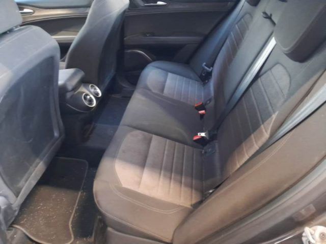 Alfa Romeo Stelvio 2019