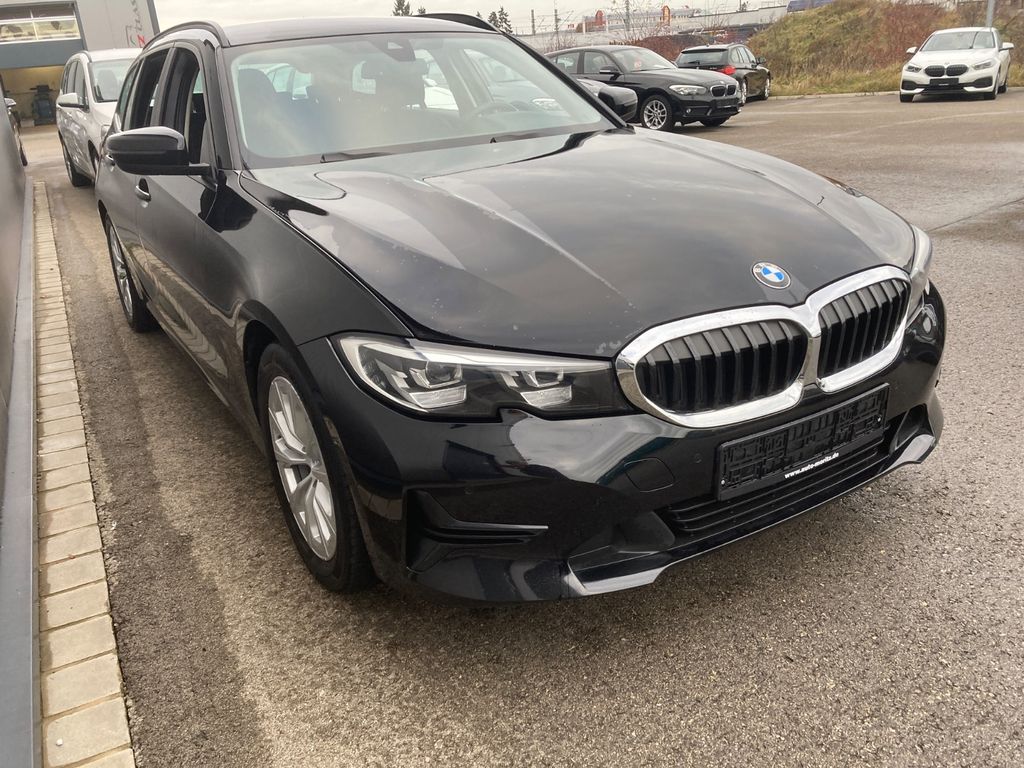 BMW 318 2021