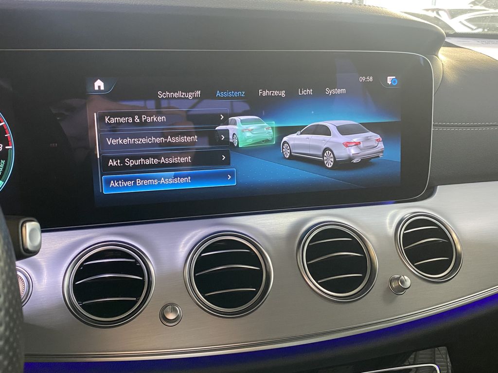 Mercedes-Benz E 300 2021