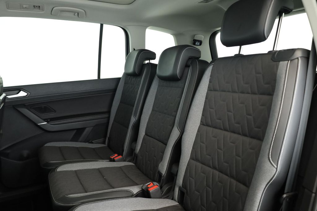 Volkswagen Touran 2025