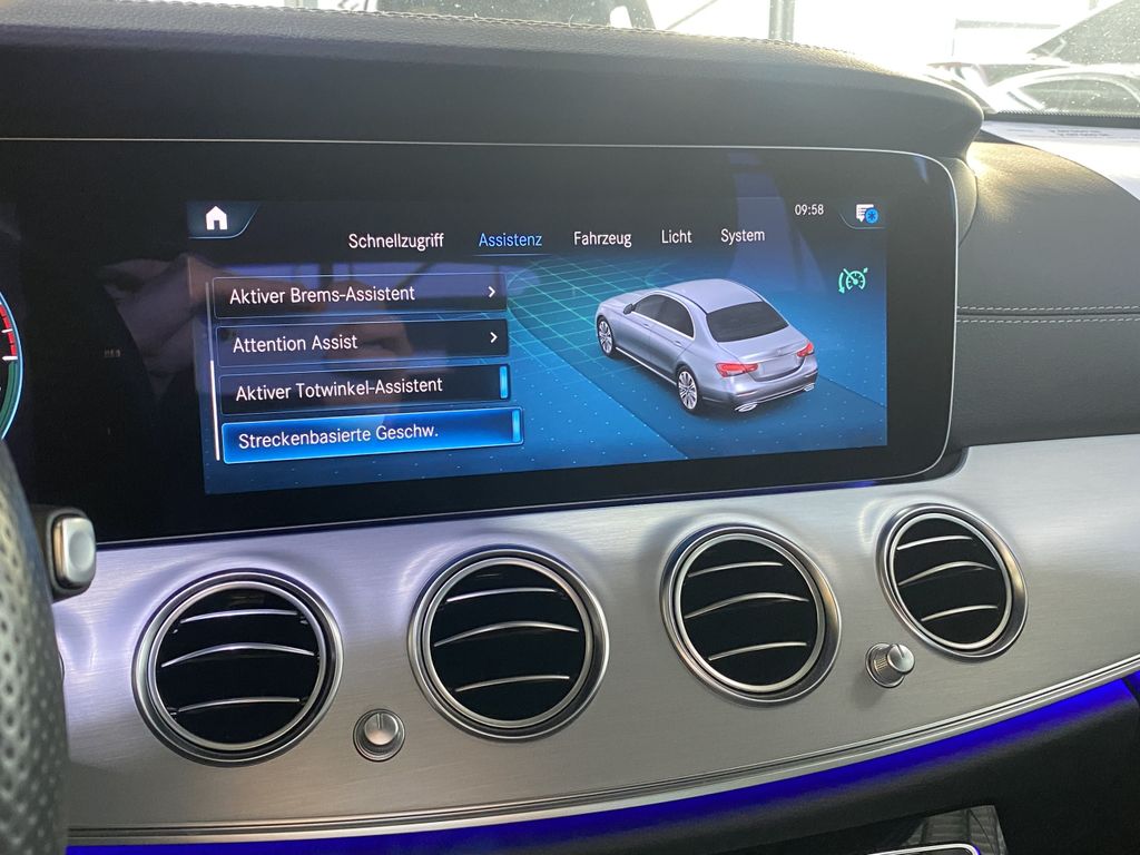 Mercedes-Benz E 300 2021