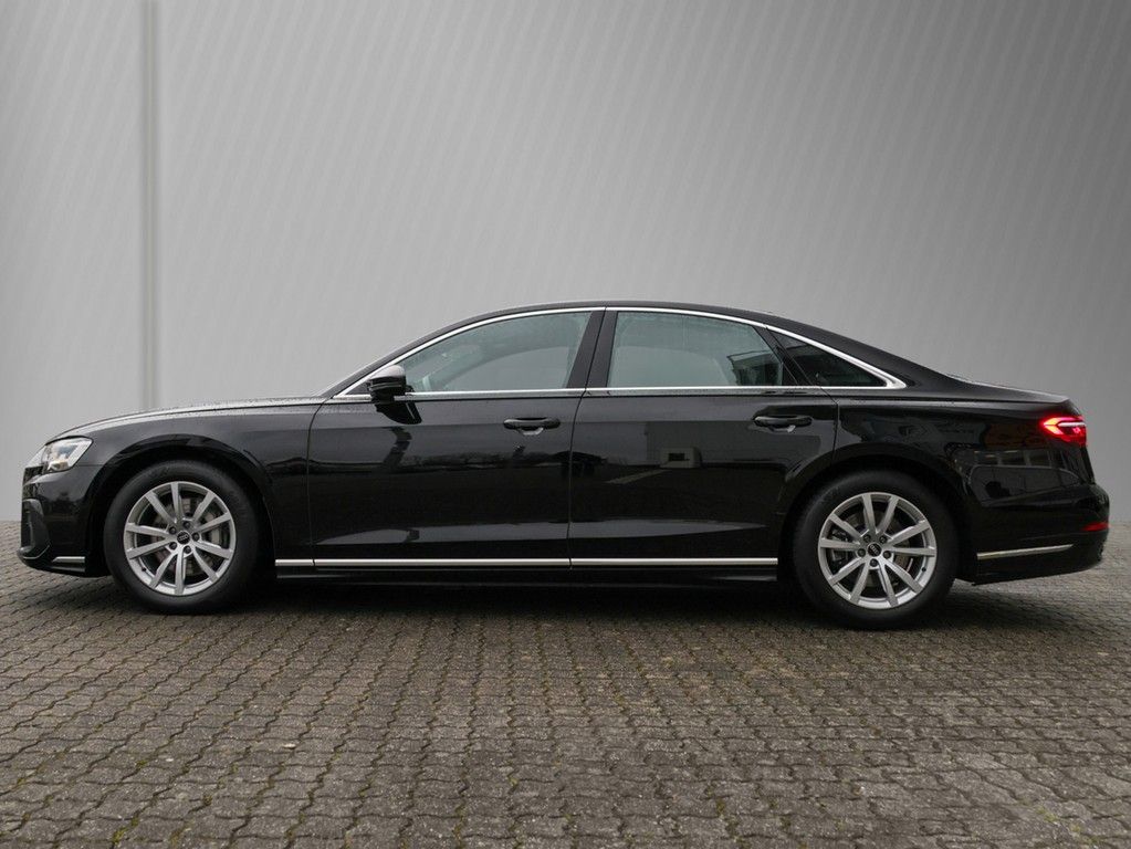 Audi A8 2023