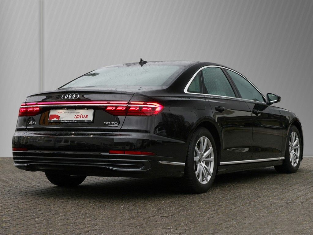 Audi A8 2023