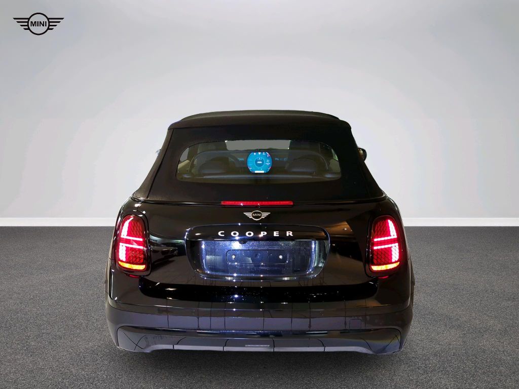 MINI Cooper Cabrio 2024