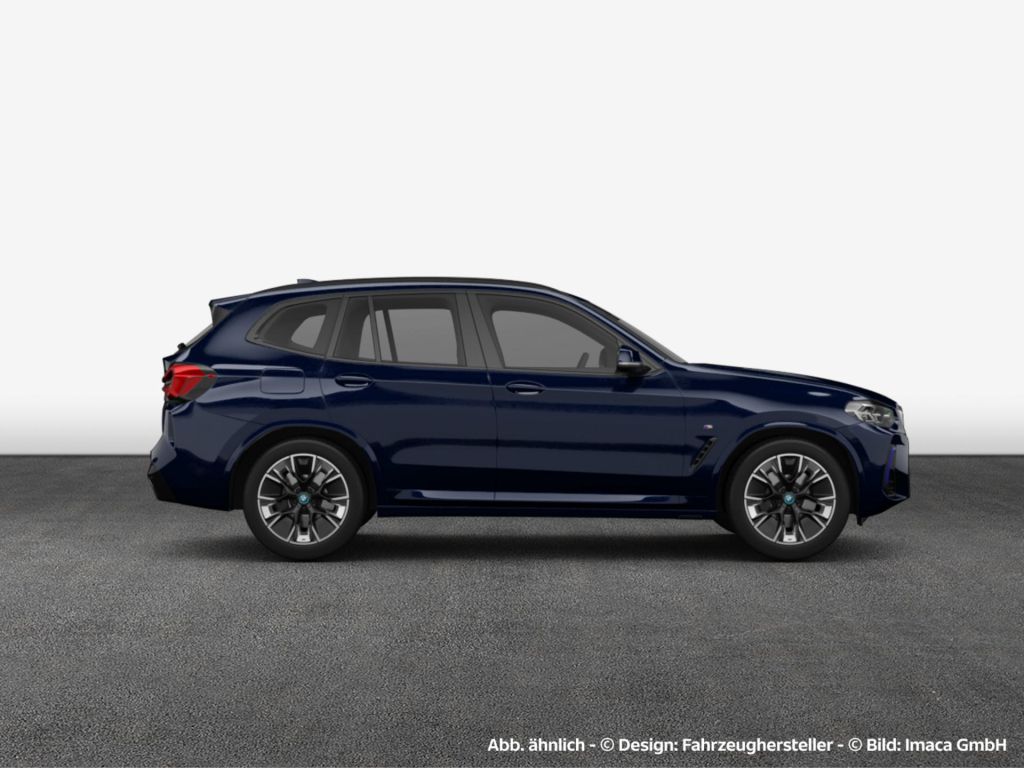 BMW iX3 2023