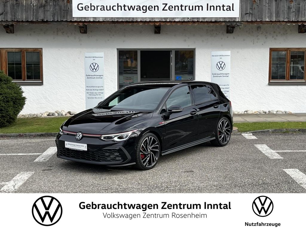 Volkswagen Golf 2024