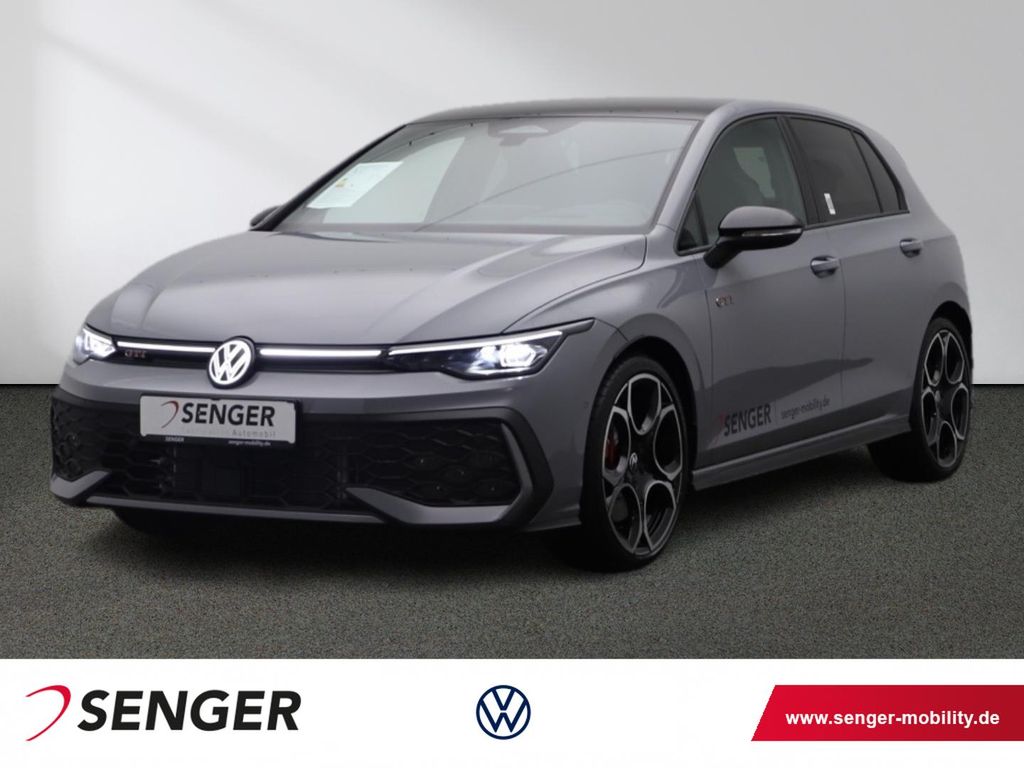 Volkswagen Golf 2025