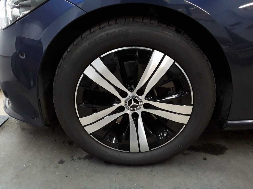 Mercedes-Benz C 220 2023