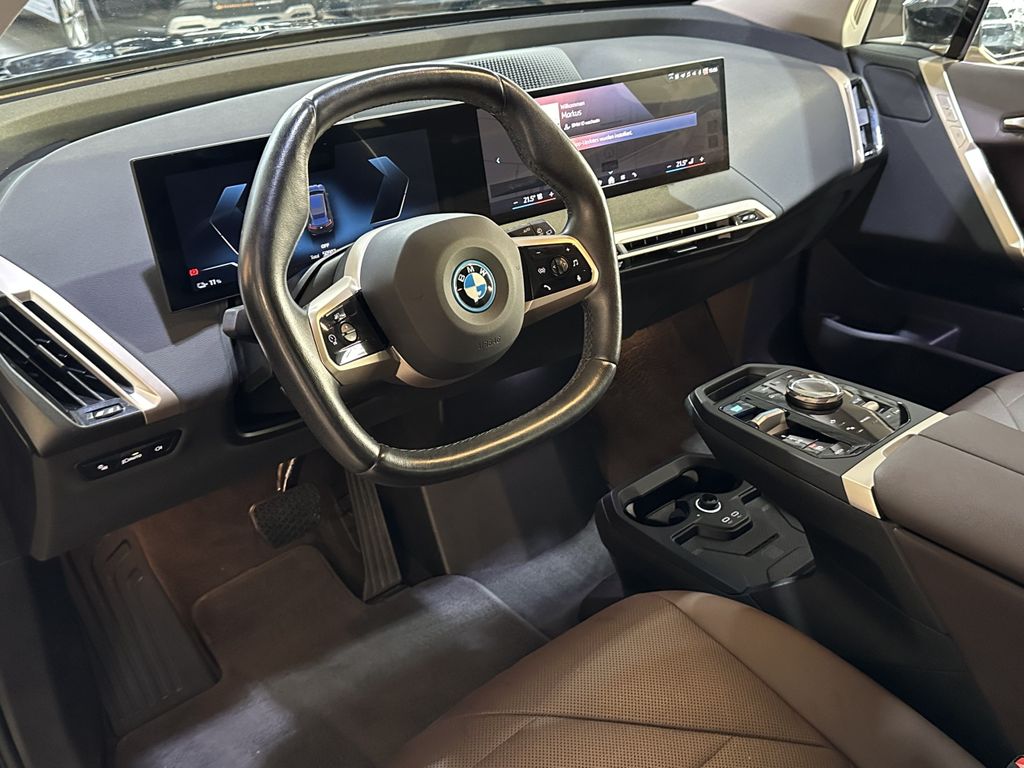 BMW iX 2023