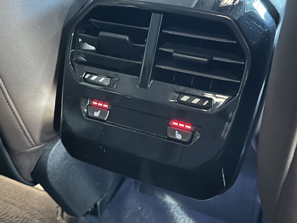 BMW iX 2023