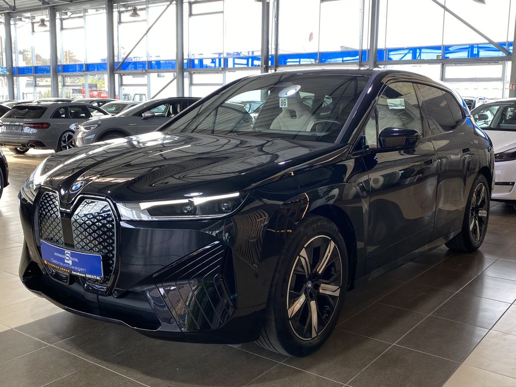 BMW iX 2023