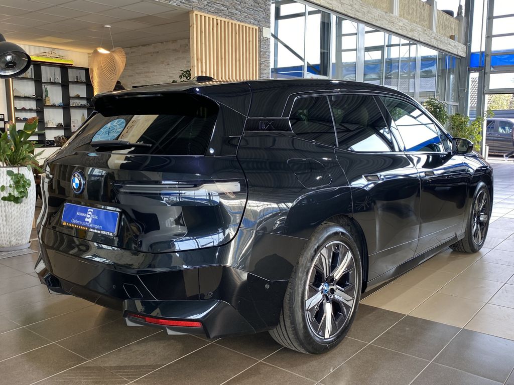 BMW iX 2023
