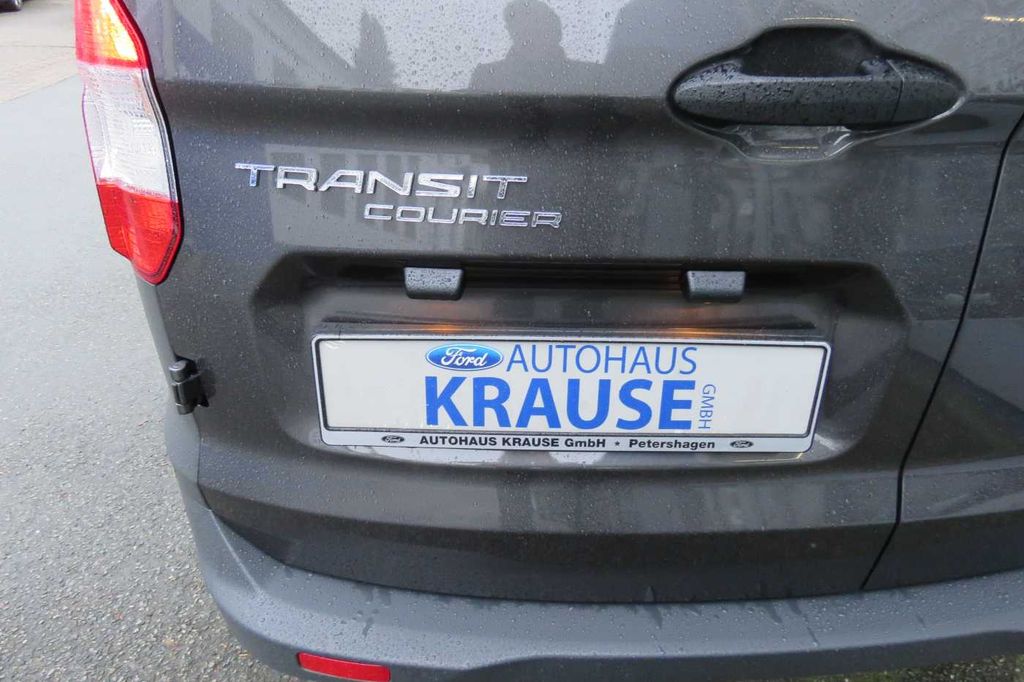 Ford Transit Courier 2022