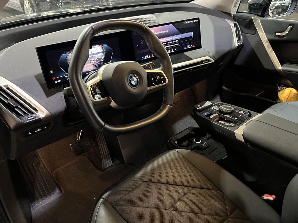 BMW iX 2023