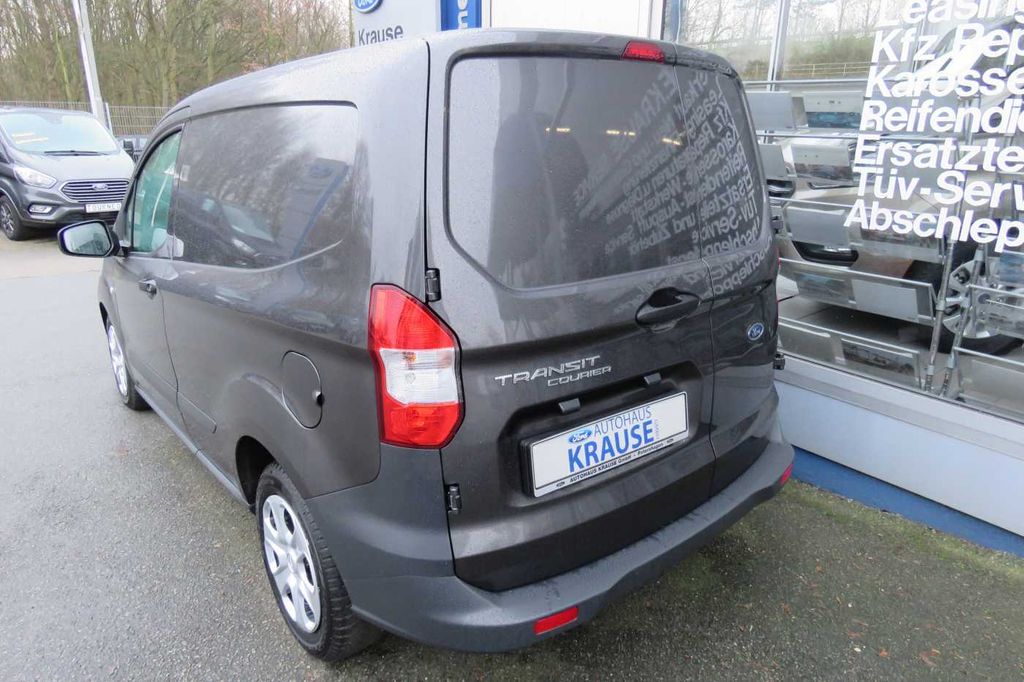 Ford Transit Courier 2022