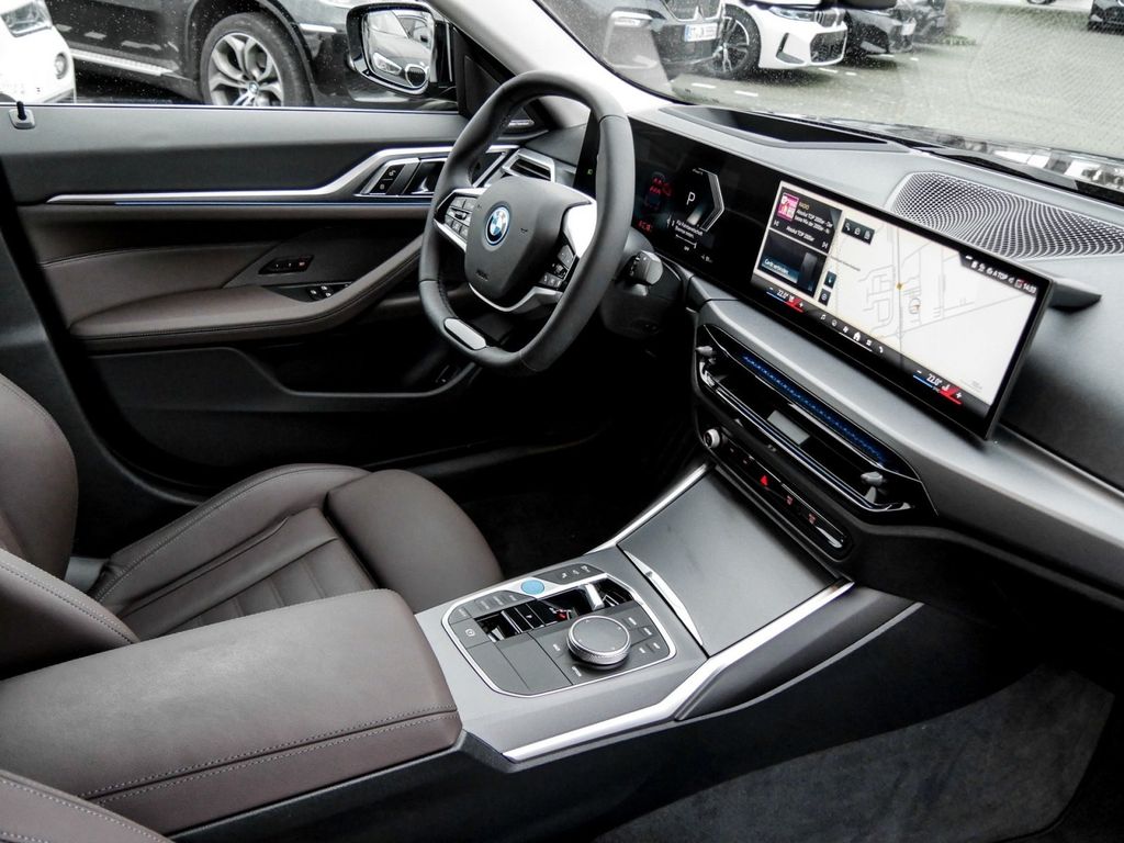 BMW i4 2025