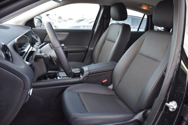 Mercedes-Benz GLA 200 2022