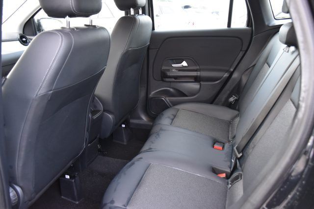 Mercedes-Benz GLA 200 2022