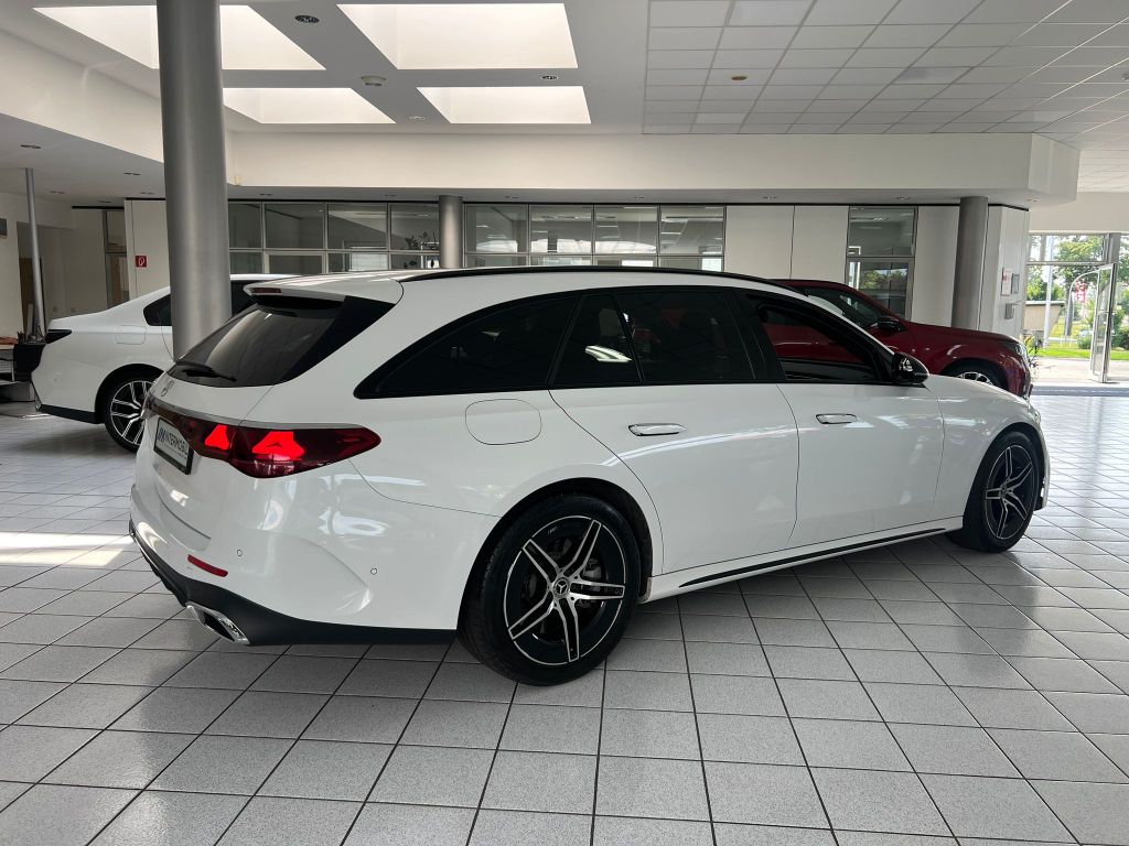 Mercedes-Benz E 300 2024