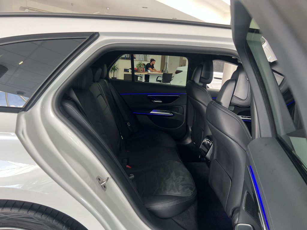 Mercedes-Benz E 300 2024