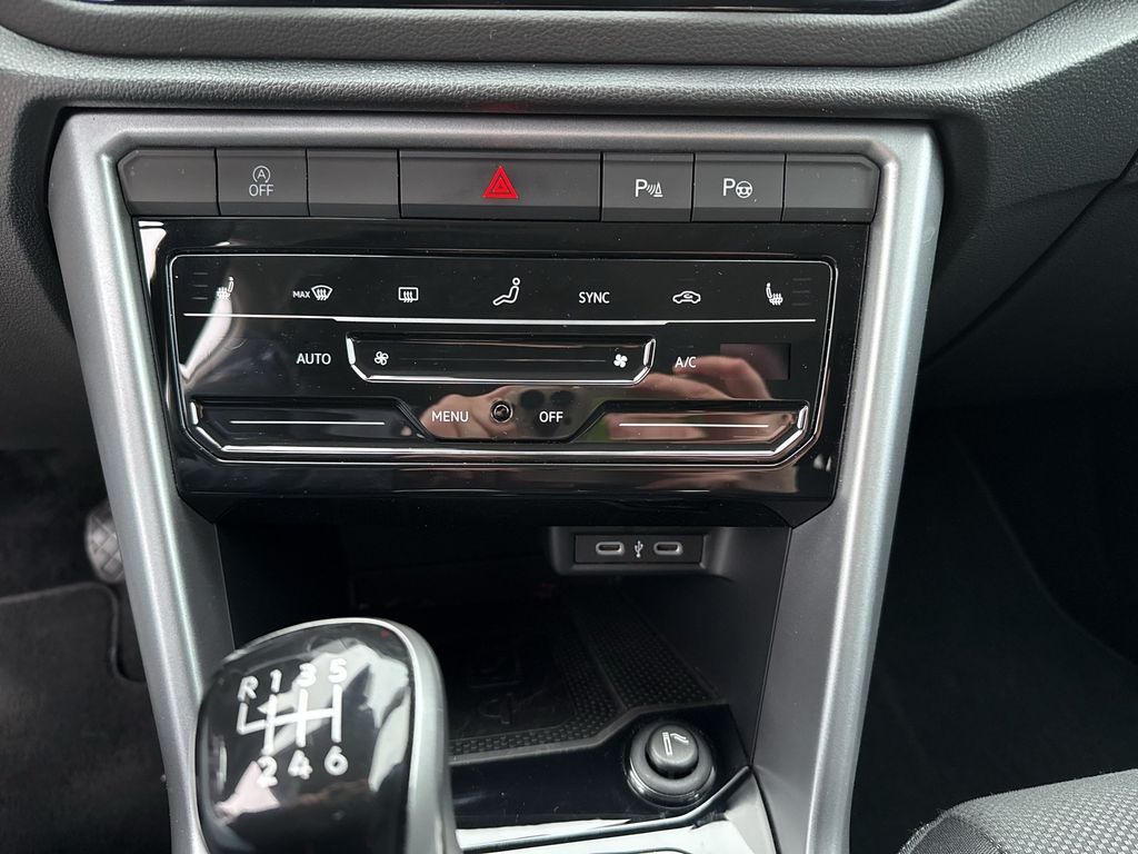 Volkswagen T-Roc 2025