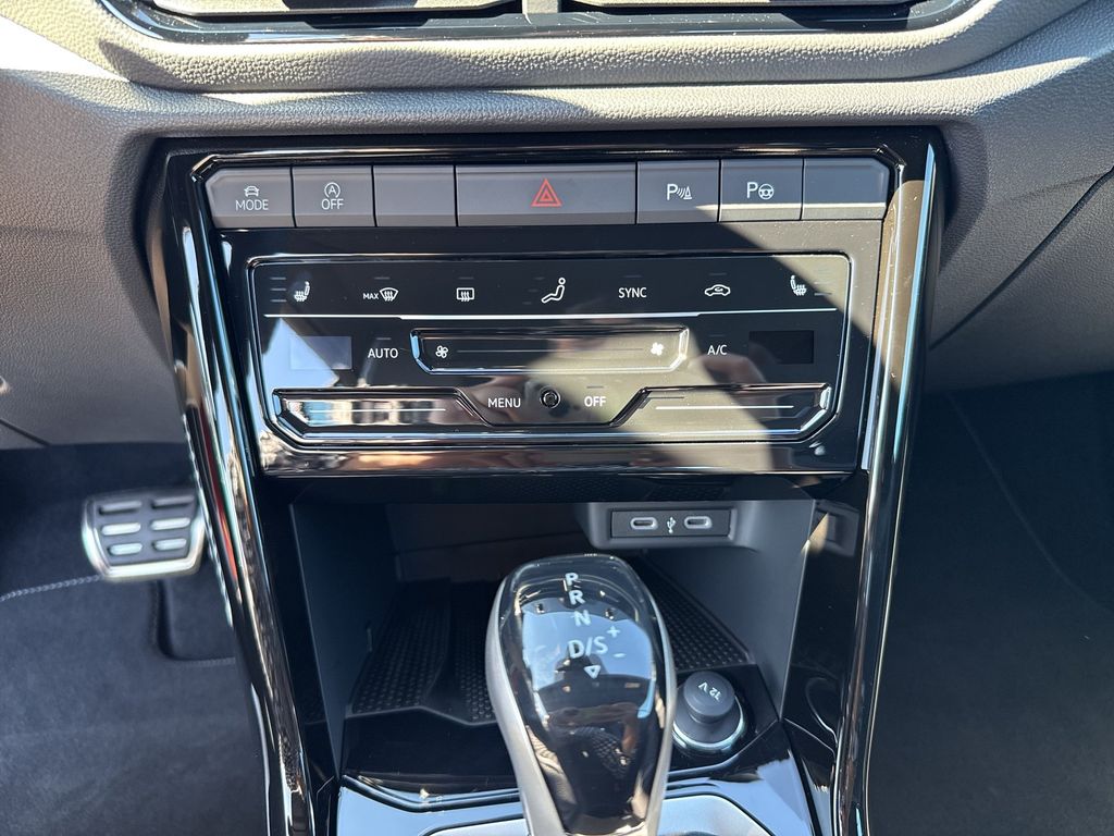 Volkswagen T-Roc 2025