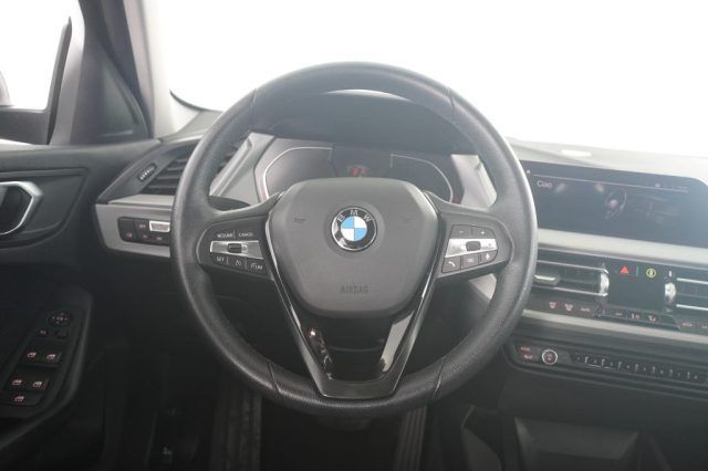 BMW 118 2021
