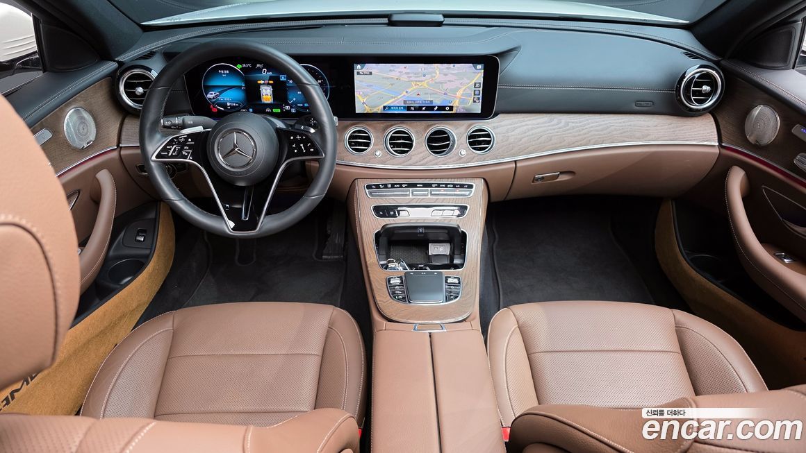 Mercedes-Benz E-Class 2023