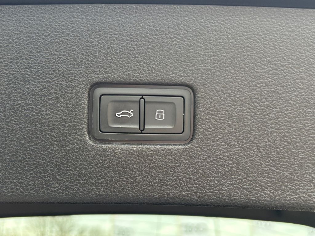 Audi SQ8 2021