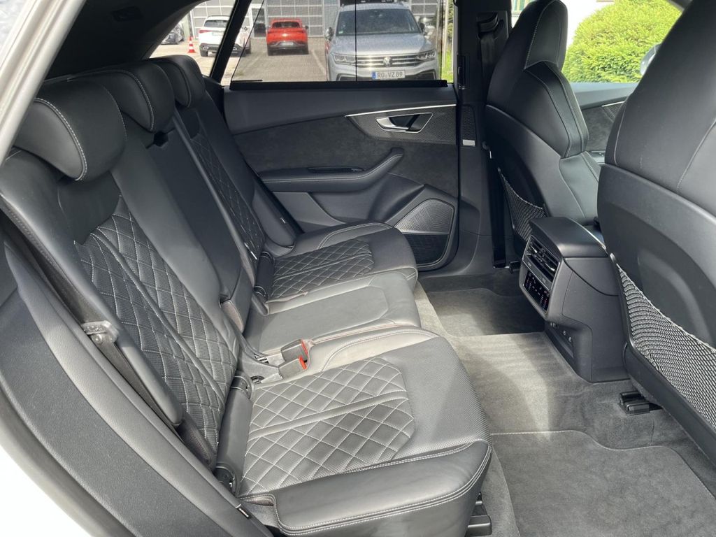 Audi SQ8 2022
