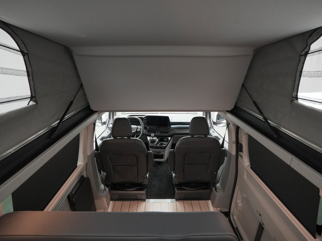 Ford Tourneo Custom 2025