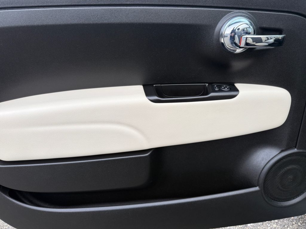 Fiat 500C 2021
