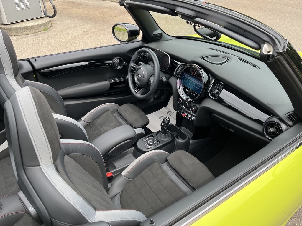 MINI John Cooper Works Cabrio 2022