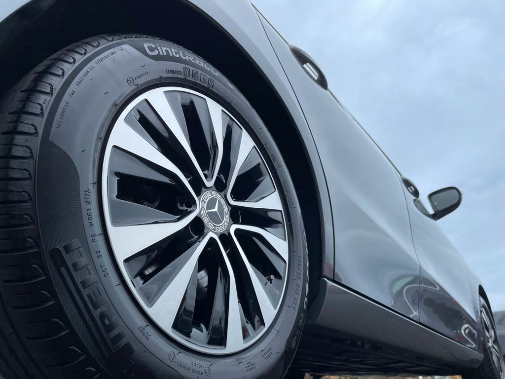 Mercedes-Benz B 200 2022