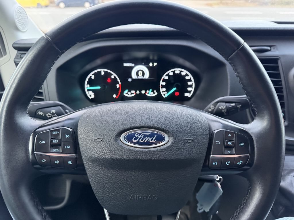 Ford Transit 2023