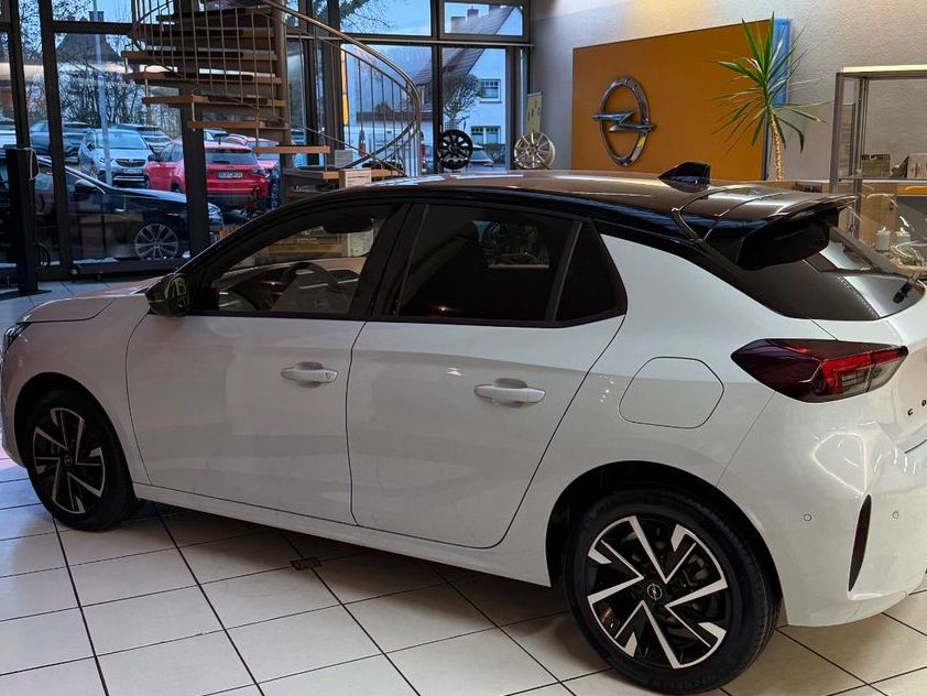 Opel Corsa 2025