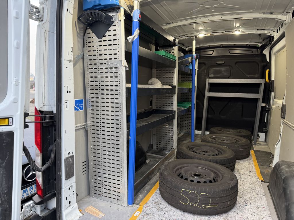 Ford Transit 2023