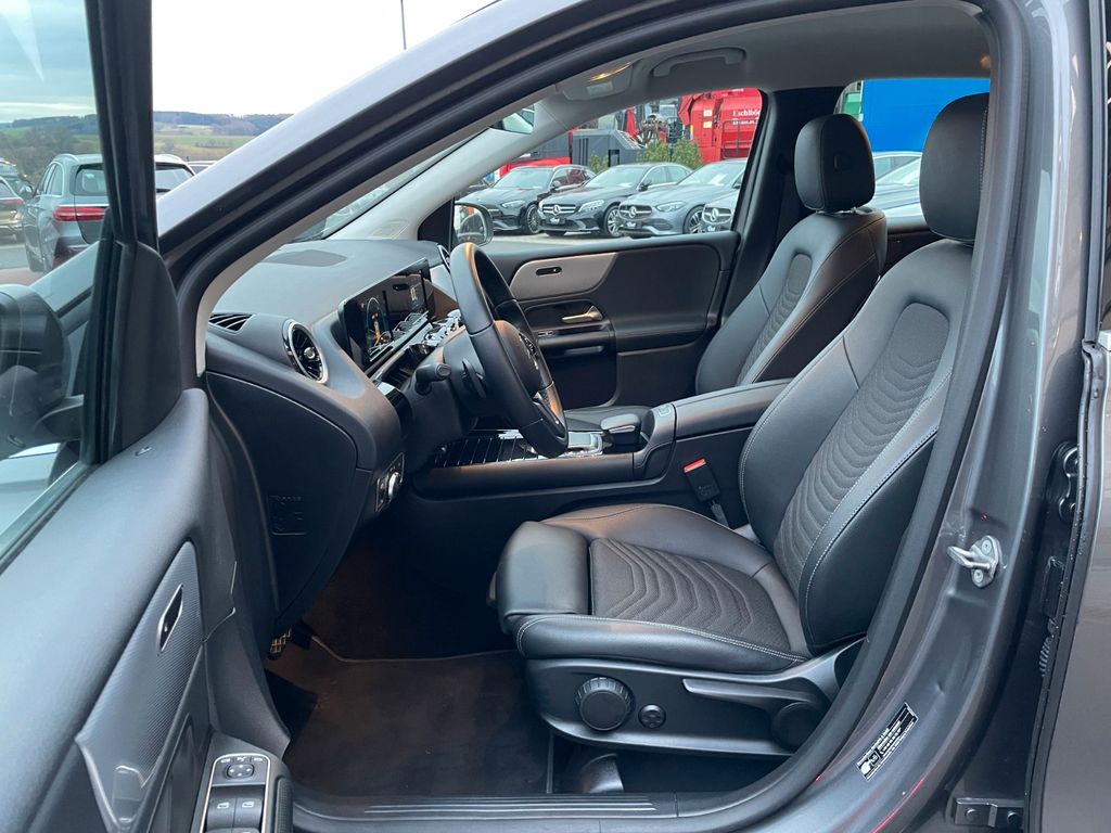 Mercedes-Benz B 200 2022