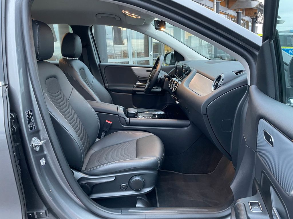 Mercedes-Benz B 200 2022