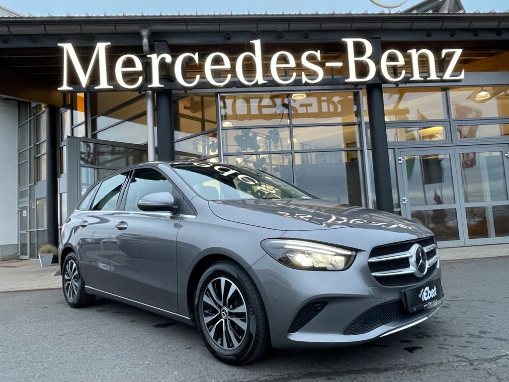 Mercedes-Benz B 200 2022