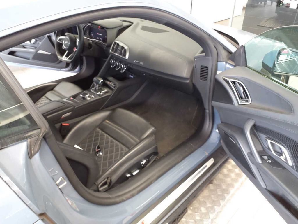 Audi R8 2021