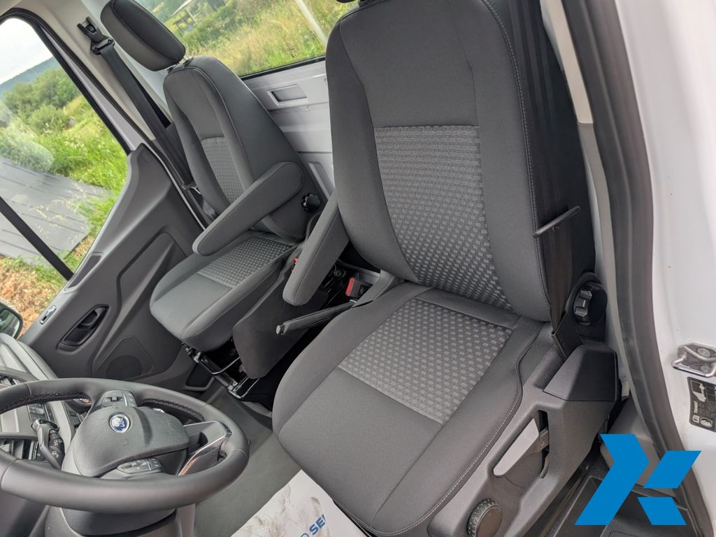 Ford Transit 2025