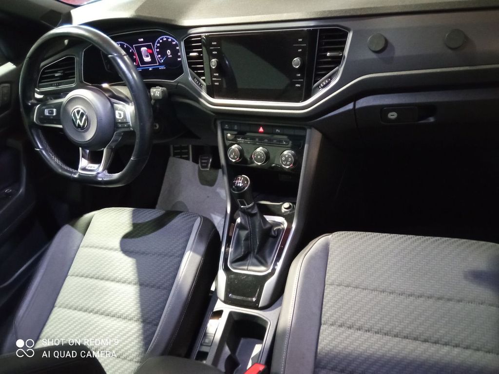 Volkswagen T-Roc 2024